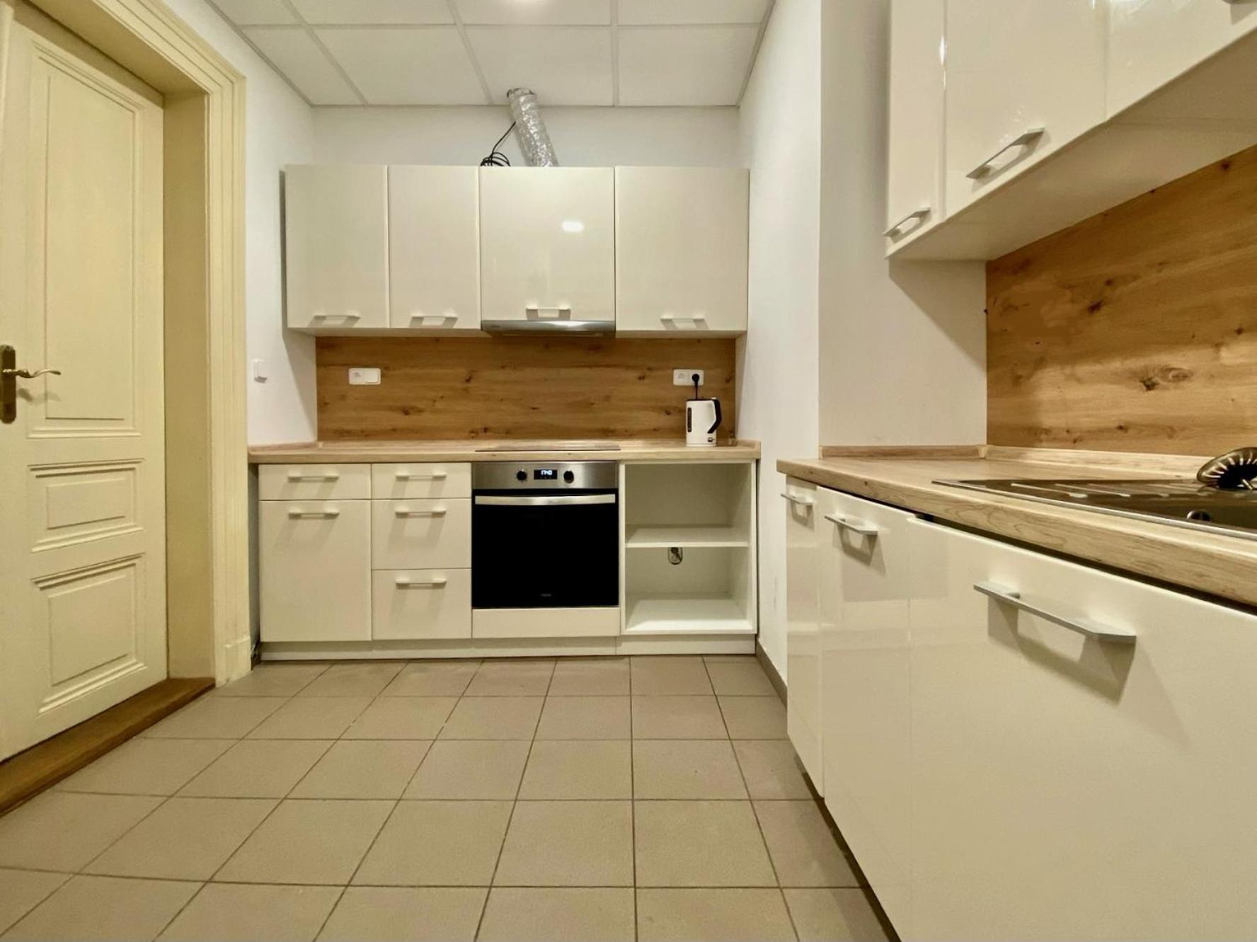 Celetna Apartmán *